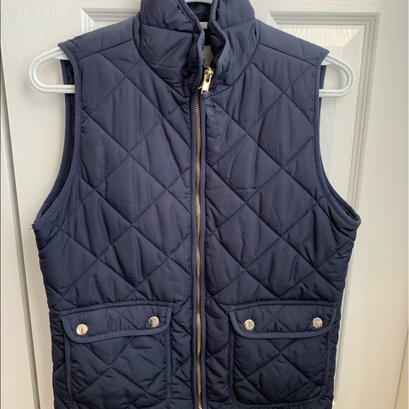 Thread & Supply Vest - Picture 1 of 3